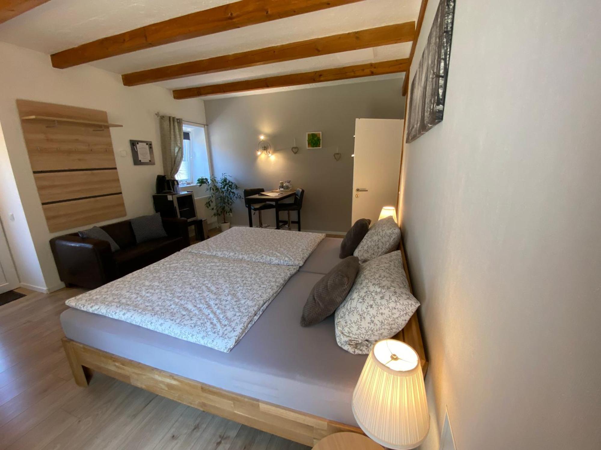 Grosses Doppelzimmer Mit Eigenem Bad Und Kuehlschrank, Frisch Saniert Friedrichskoog Eksteriør billede