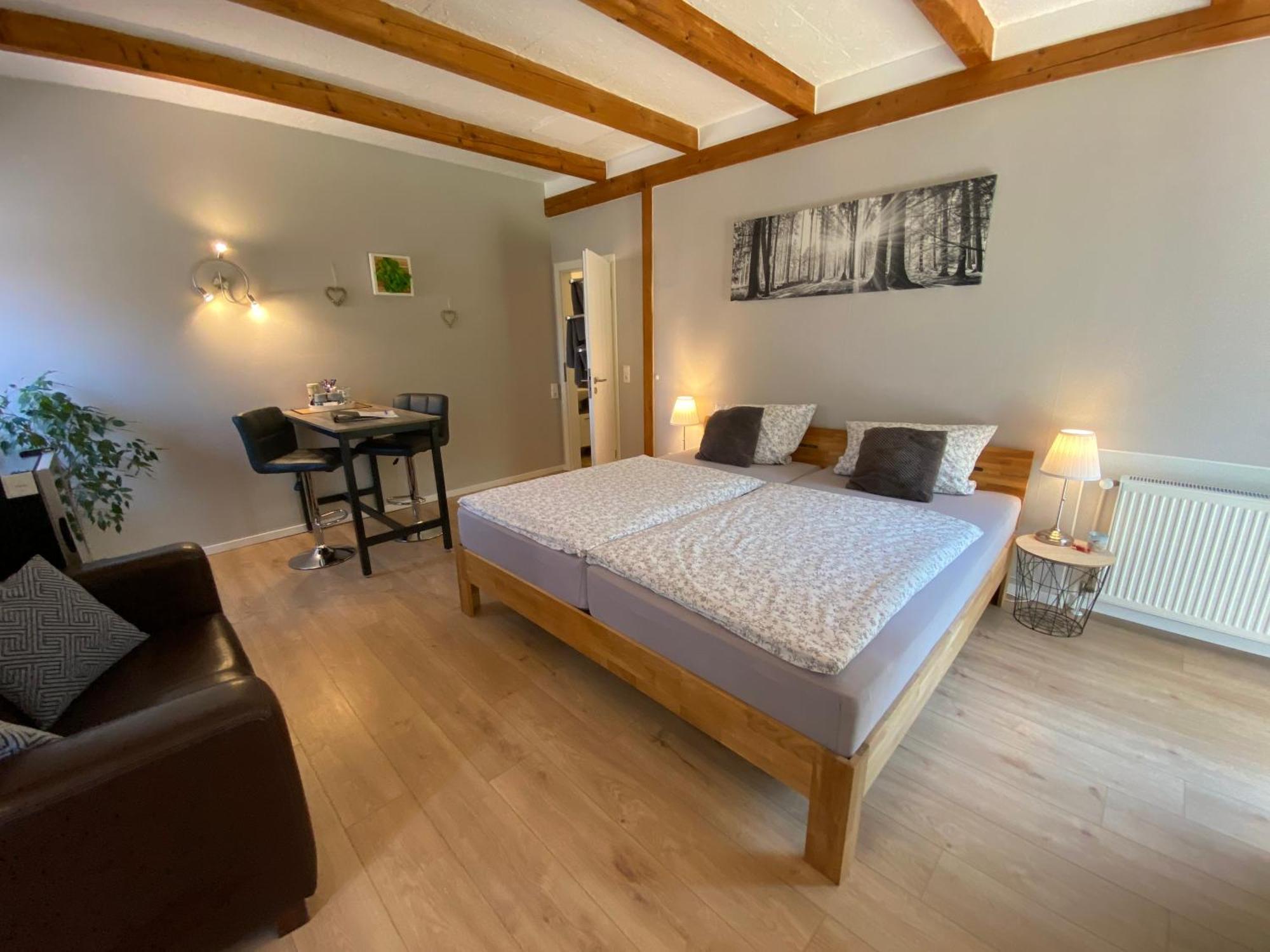 Grosses Doppelzimmer Mit Eigenem Bad Und Kuehlschrank, Frisch Saniert Friedrichskoog Eksteriør billede