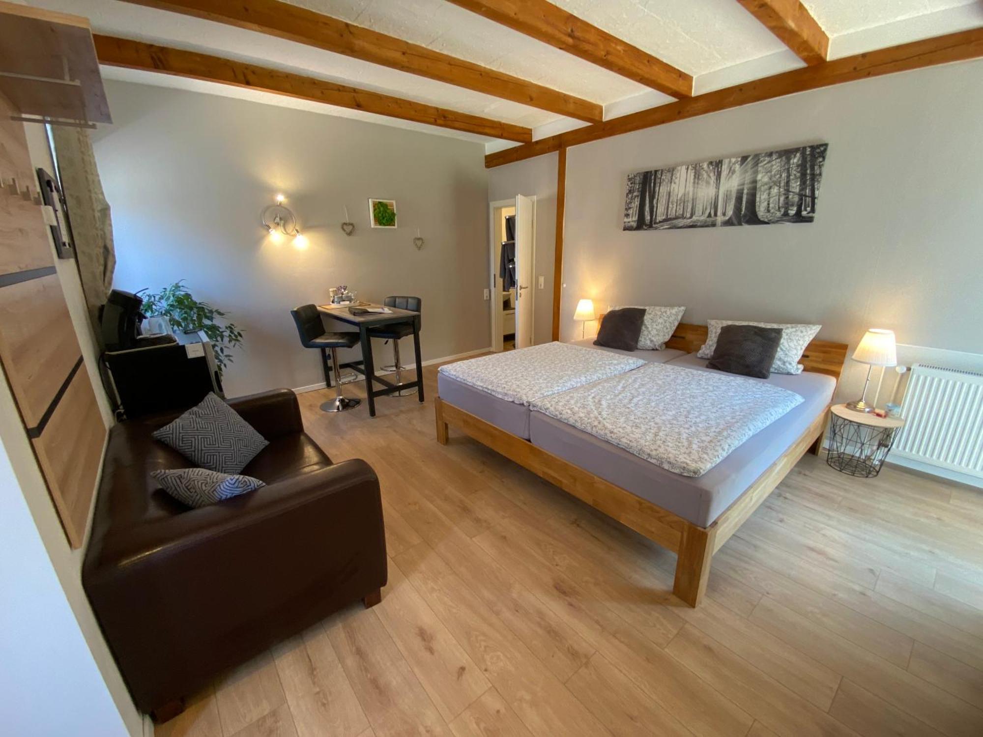 Grosses Doppelzimmer Mit Eigenem Bad Und Kuehlschrank, Frisch Saniert Friedrichskoog Eksteriør billede